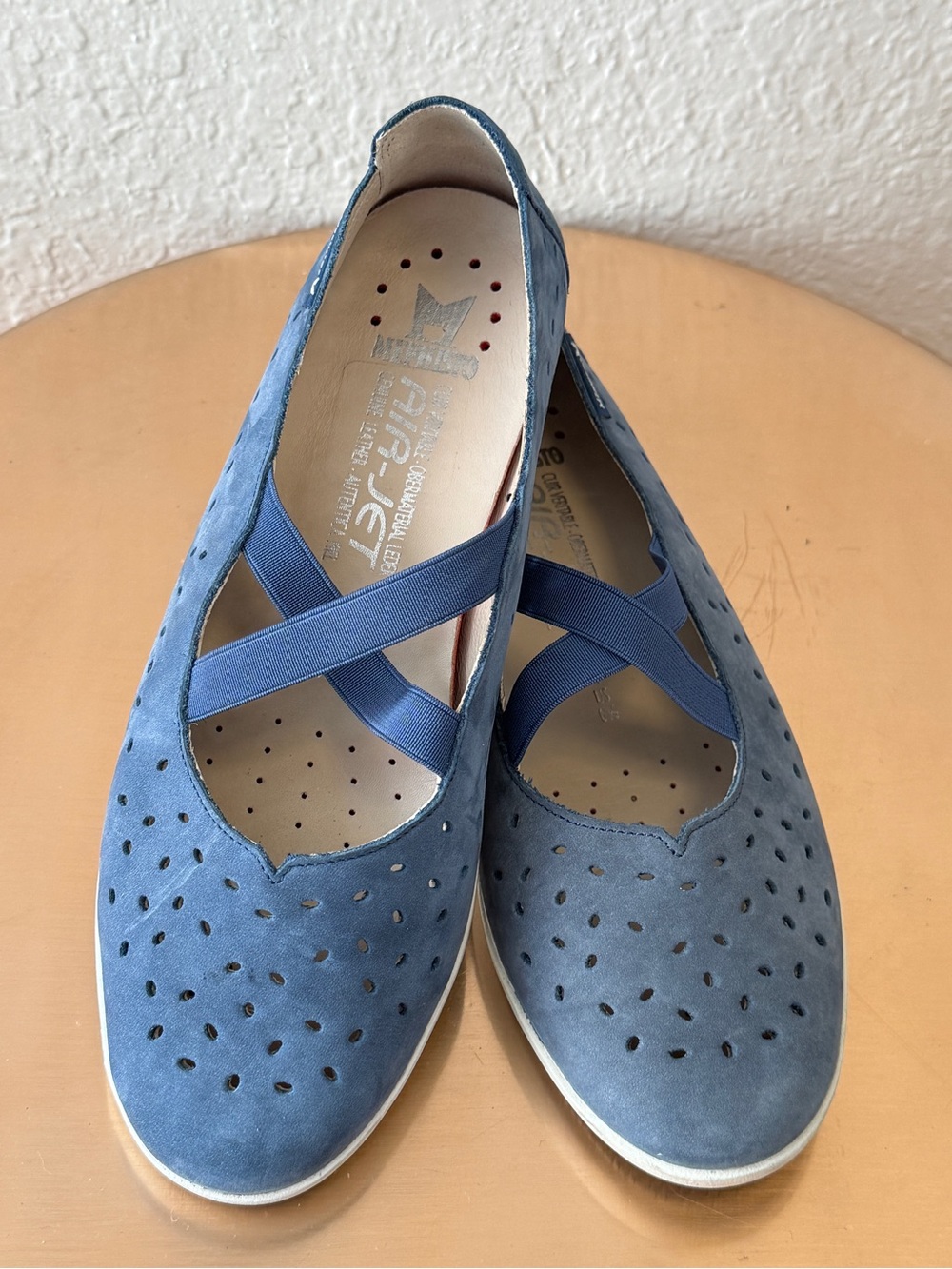 Mephisto Women's Karla Perf Leather Mary Jane Ballet Flats – Blue Suede/Nubuck